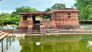 Devbaloda_shiv_temple_Kalchuri